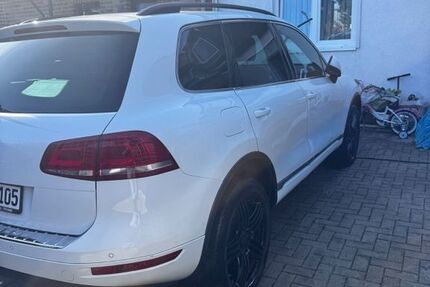 VW Touareg 206.000 km 17.500 € Hamburg 22549