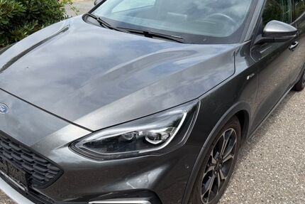 Ford Focus 88.000 km 12.900 &euro; Braak 22145