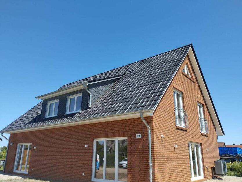 -- Neubau -- Doppelhaushälfte im Alten Land
