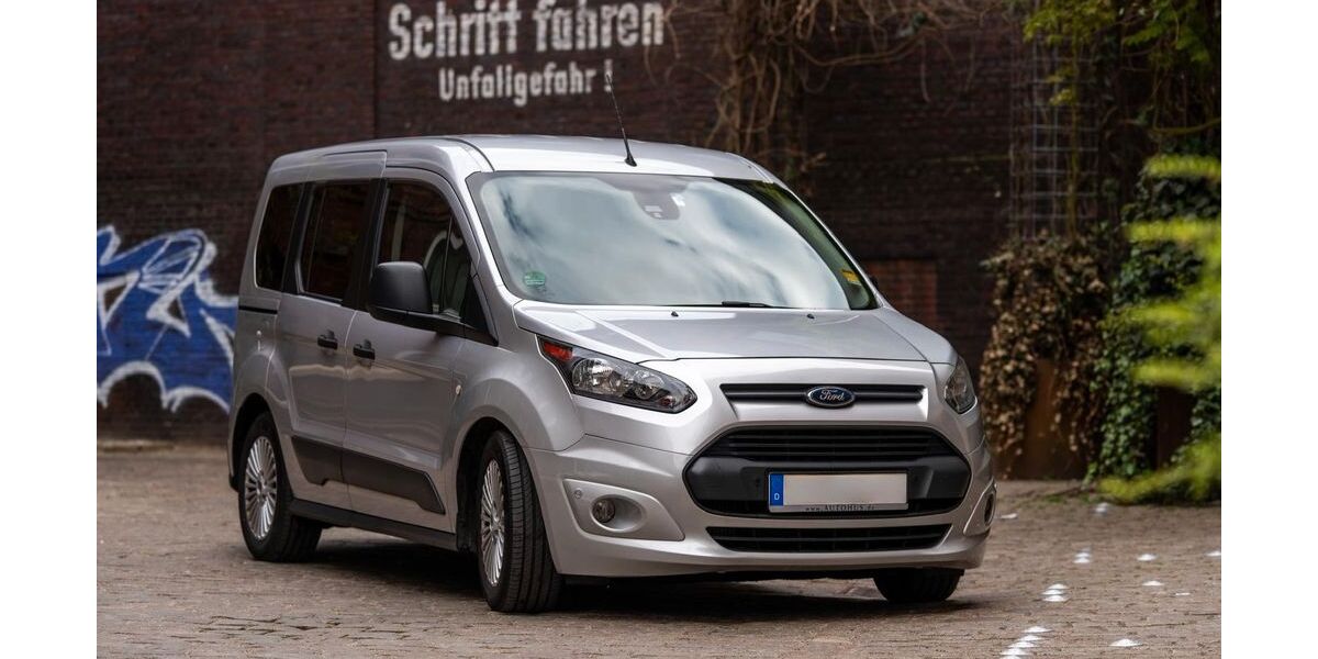 Ford Tourneo Connect 203.000 km 11.900 &euro; Hamburg 20535