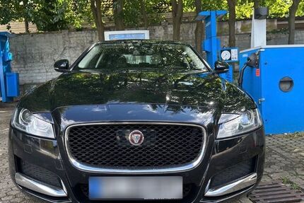 Jaguar XF 98.000 km 13.500 &euro; Hamburg 20144