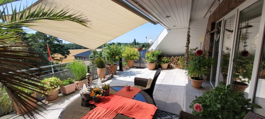 Provisionsfrei* Penthouse-Whg mit Sauna & Kamin in gute Hände abzugeben - Einfamilienhaus Barsbüttel | Angebot:26272714