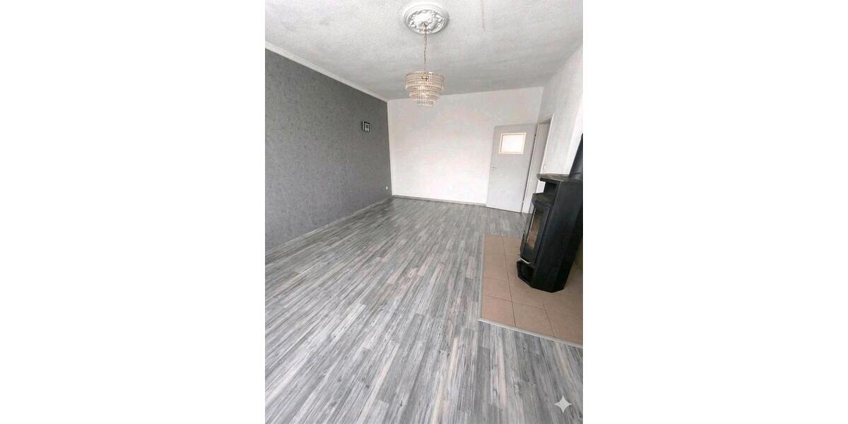 Einfamilienhaus Neu Wulmstorf - 7 Zimmer, 200 m&sup2;, 495.000&euro; | Angebot:26578237