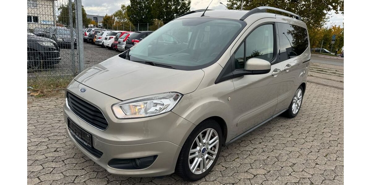Ford Tourneo Courier 98.000 km 6.999 &euro; Buxtehude 21614