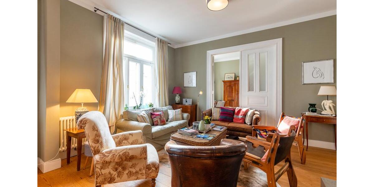 Etagenwohnung Hamburg Altstadt - 5 Zimmer, 151 m&sup2;, 4.250&euro; | Angebot:26267395