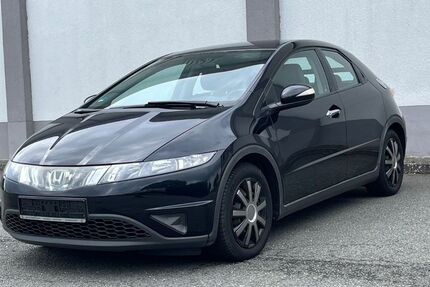Honda Civic 180.000 km 3.490 &euro; Geesthacht 21502