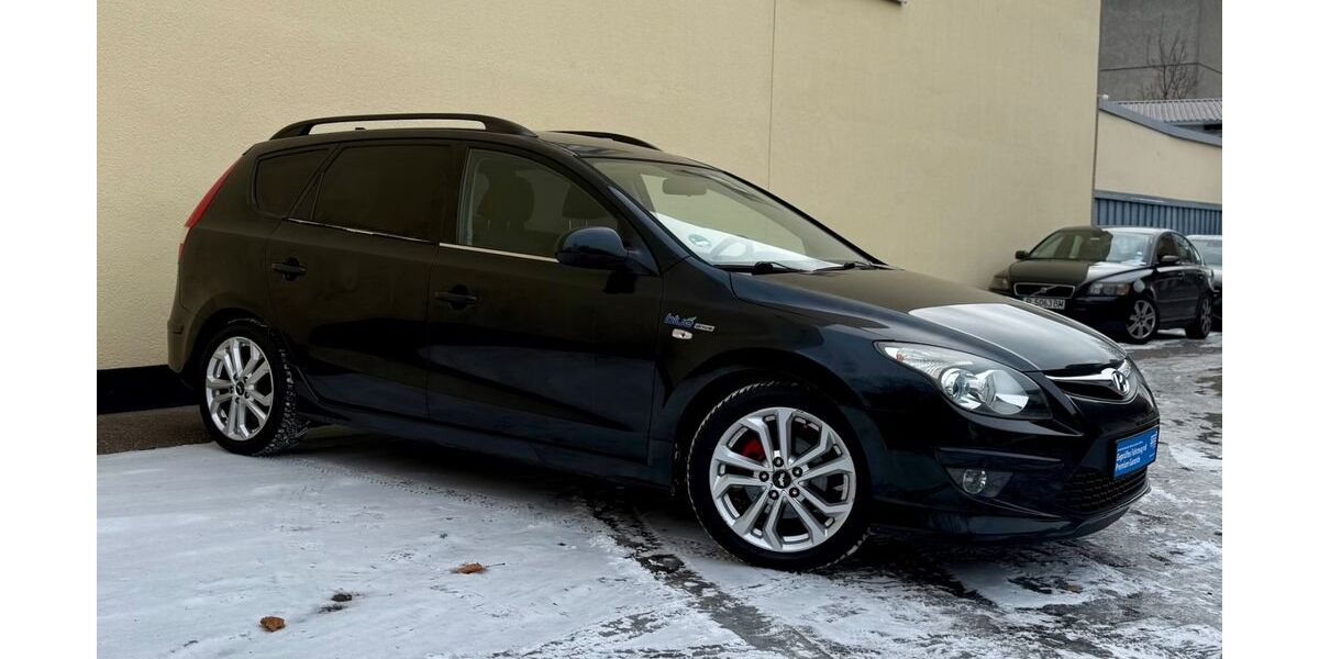 Hyundai i30 83.835 km 6.990 &euro; Hamburg 20537