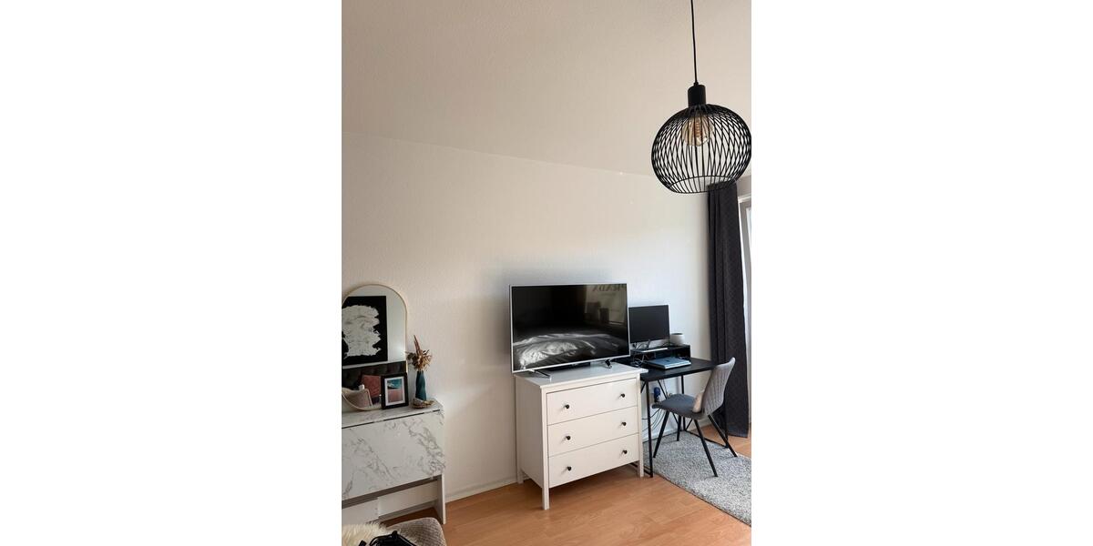 Etagenwohnung Hamburg Uhlenhorst - 1 Zimmer, 35 m&sup2;, 1.000&euro; | Angebot:26491485