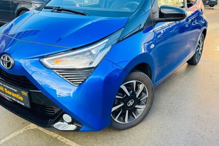Toyota Aygo (X) 17.500 km 11.900 € Hamburg 20537