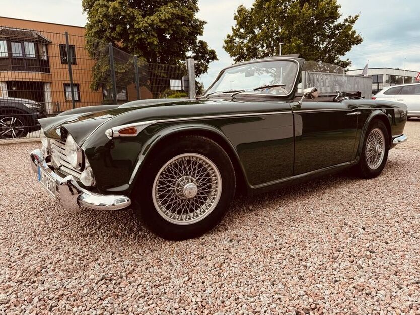 TR4