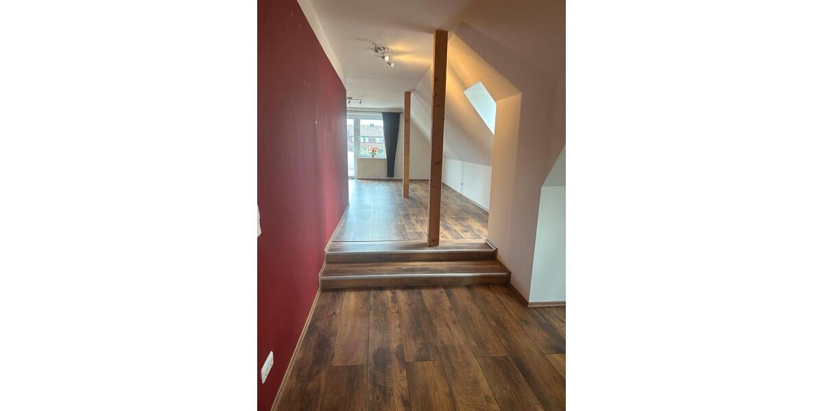 Dachgeschoßwohnung Trittau - 2 Zimmer, 86 m&sup2;, 1.195&euro; | Angebot:26399519