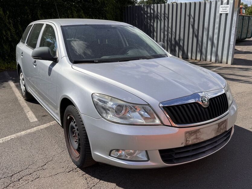 Skoda Octavia 182.000 km 900 € Hamburg 20129