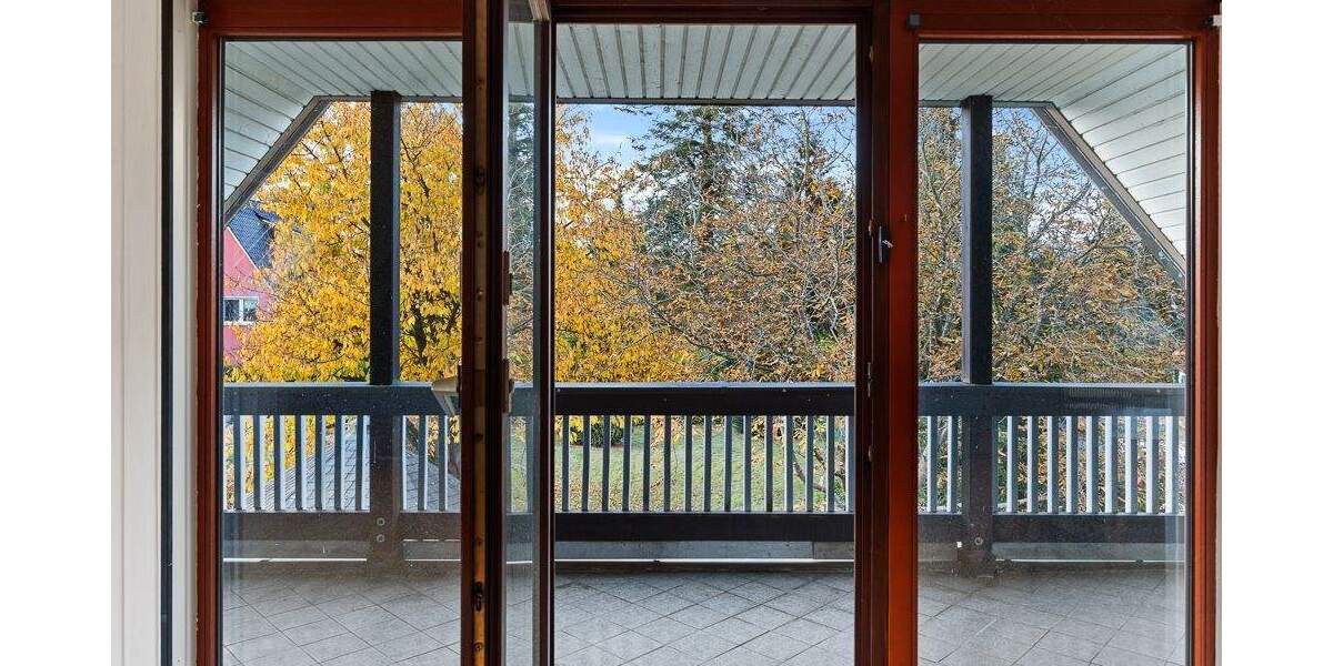 !NUR NOCH WARTELISTE! Freistehendes Ein- bis Zweifamilienhaus mit großem Garten & separierbaren Wohneinheiten 6 zimmer