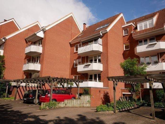 Etagenwohnung Buxtehude - 3 Zimmer, 81 m&sup2;, 870&euro; | Angebot:25745125