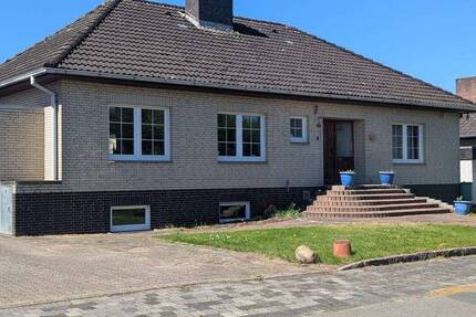 Haus Grünendeich - 4 Zimmer, 125 m&sup2;, 379.000&euro; | Angebot:26543982
