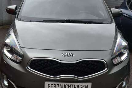 Kia Carens 201.500 km 5.990 &euro; Hamburg 22525