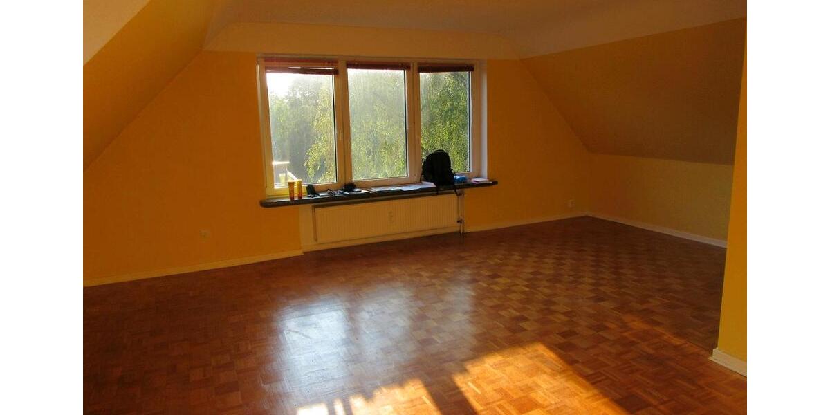 Dachgeschoßwohnung Hamburg Wandsbek - 3 Zimmer, 65 m&sup2;, 865&euro; | Angebot:24841531