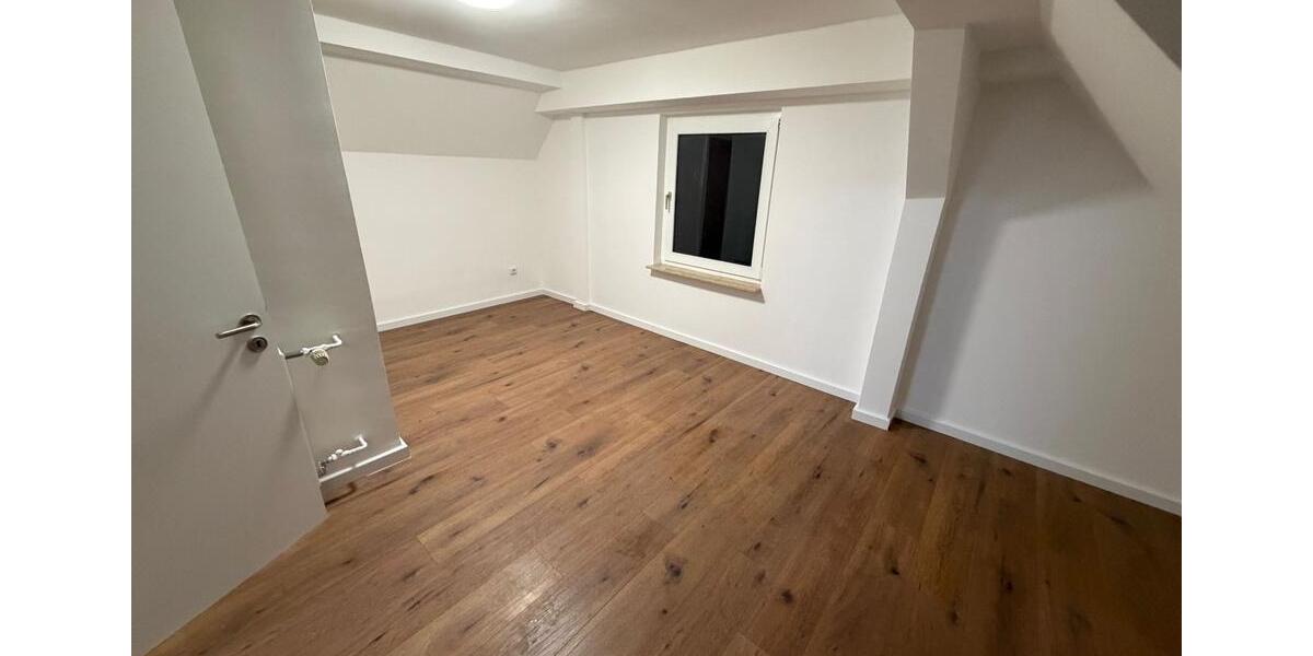 Dachgeschoßwohnung Seevetal Holtorfsloh - 2 Zimmer, 65 m&sup2;, 950&euro; | Angebot:26326333