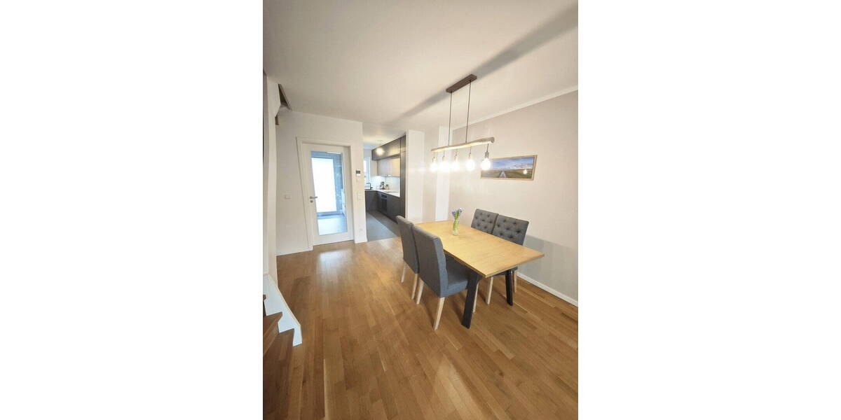 Reihenmittelhaus Hamburg Sülldorf - 4 Zimmer, 114 m&sup2;, 815.000&euro; | Angebot:26150683