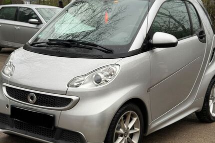Smart ForTwo 71.000 km 5.700 &euro; Hamburg 22119