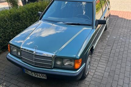 Mercedes-Benz 190 242.000 km 5.500 € Bargteheide 22941