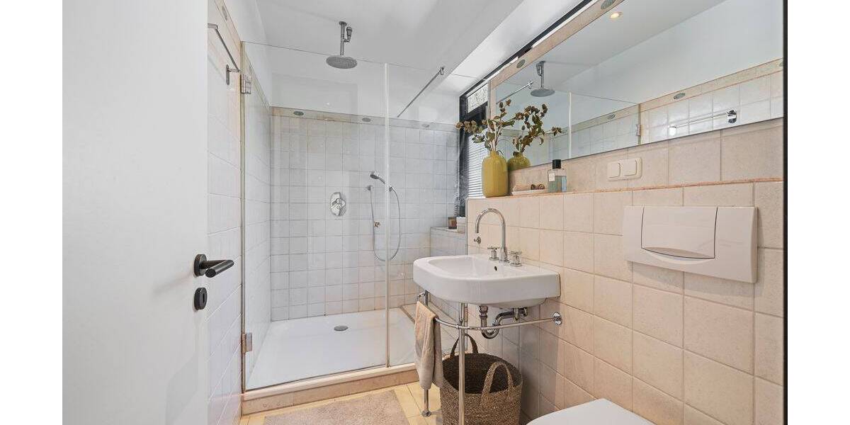 Einfamilienhaus Hamburg Lemsahl-Mellingstedt - 7 Zimmer, 360 m&sup2;, 5.350&euro; | Angebot:26798724