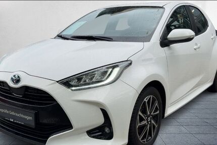 Toyota Yaris 25.885 km 20.490 &euro; Hamburg 21079