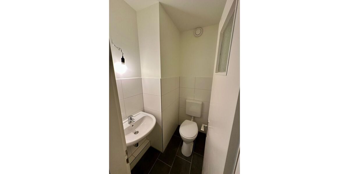 Provisionsfrei* 5-Zimmer-Wohnung in Wasserlage am Alsterlauf - Balkon, TG, 124 m², Alsterdorf - Etagenwohnung Hamburg Alsterdorf | Angebot:26075346
