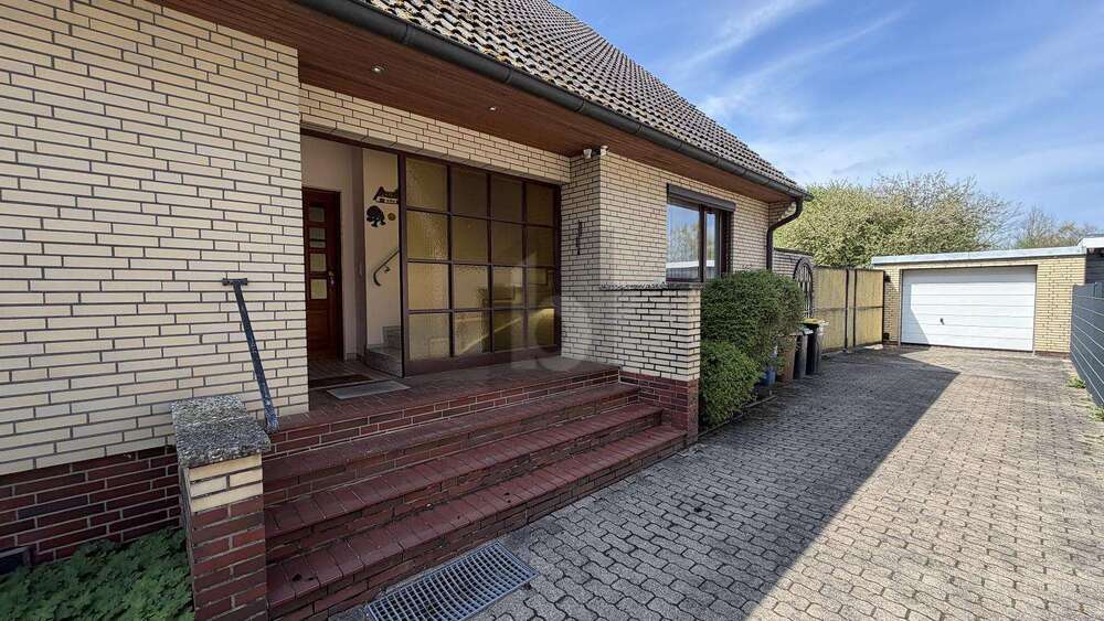 Einfamilienhaus Tornesch - 8 Zimmer, 180 m&sup2;, 485.000&euro; | Angebot:26278203