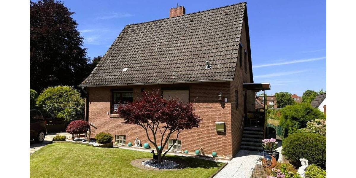 Top gepflegtes Einfamilienhaus mit traumhaftem, großem Garten in Hamburg-Rönneburg! 5 zimmer