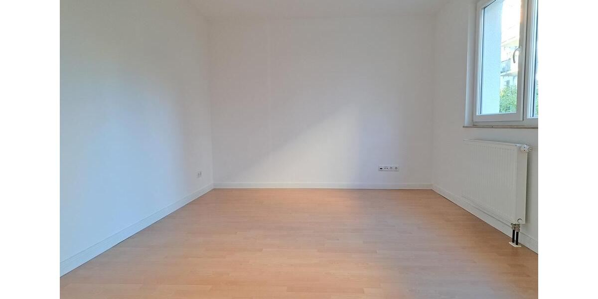 Erdgeschoßwohnung Hamburg Langenhorn - 3 Zimmer, 94 m&sup2;, 1.274&euro; | Angebot:26248717