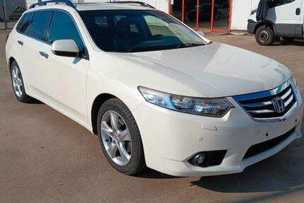 Honda Accord 194.780 km 11.990 &euro; Hamburg 22335