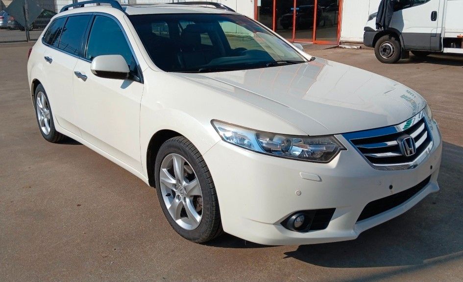 Honda Accord 194.780 km 11.990 &euro; Hamburg 22335