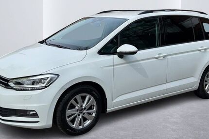VW Touran 66.446 km 29.888 &euro; Hamburg 22303