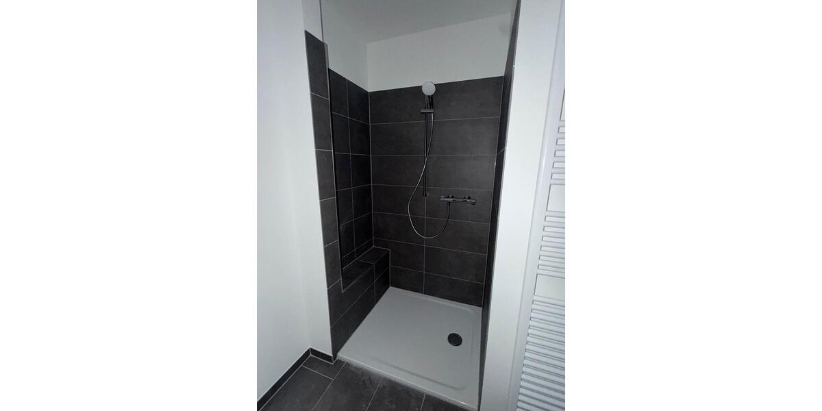 4-Zimmer Dachgeschoss Wohnung 4 zimmer