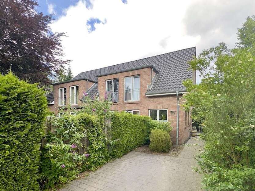 Haus zum Mieten in Hamburg 2.180 € 151 m²