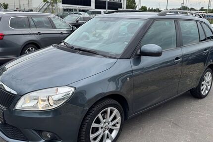Skoda Fabia 204.000 km 2.500 &euro; Hamburg 22525