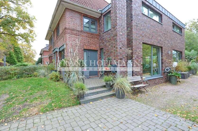 Haus zum Kaufen in Hamburg 780.000 € 156.19 m²