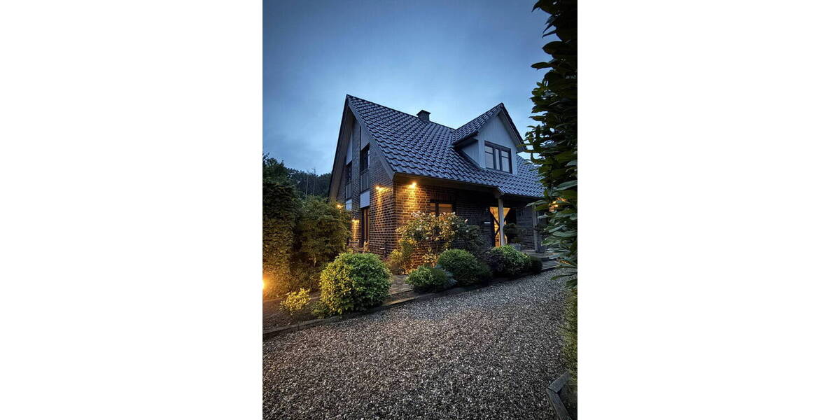 Einfamilienhaus Buchholz - 4 Zimmer, 159 m&sup2;, 879.000&euro; | Angebot:26132719