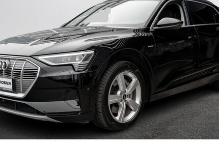 Audi e-tron 35.250 km 34.814 &euro; Rellingen/Hamburg 25462