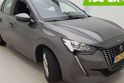 Peugeot 208 75.520 km 9.900 &euro; Hamburg 22529