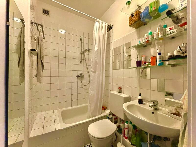 Hausgefühle - Eigentumswohnung in einem Zweifamilienhaus mit großem Gartenanteil