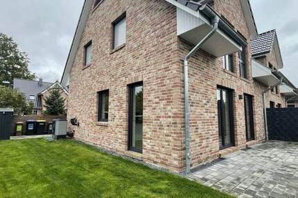 Neubau Doppelhaushälfte in ruhiger Familienlage von Rellingen 5 zimmer