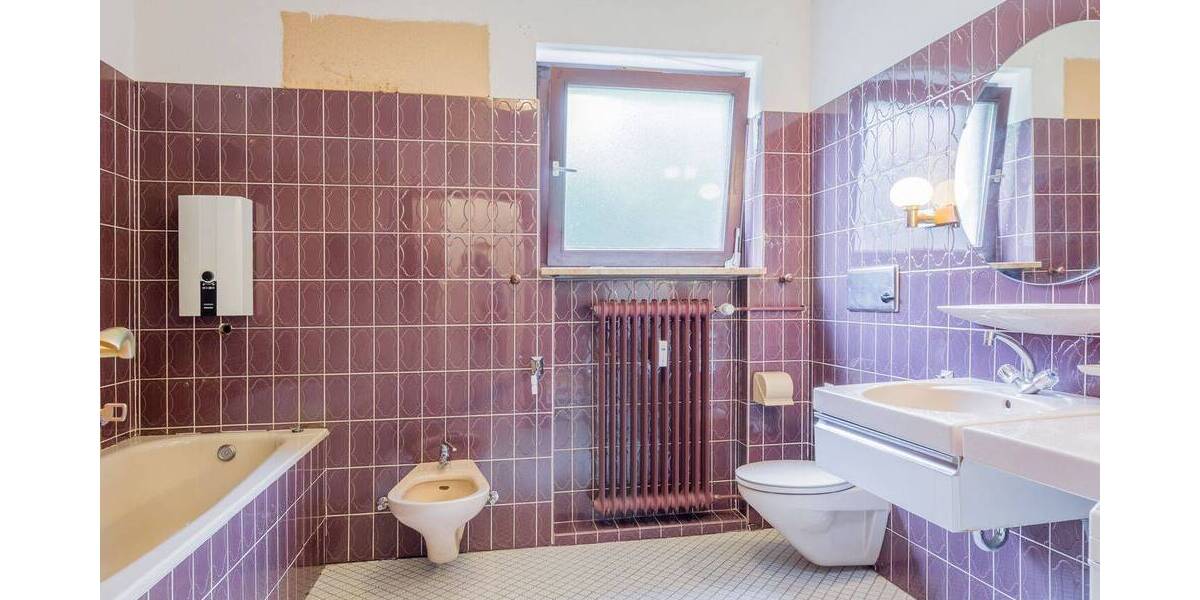 Familienwohnung mit Schwimmbad: Direkt am Poppenbüttler Markt auf einer Ebene wohnen 5 zimmer