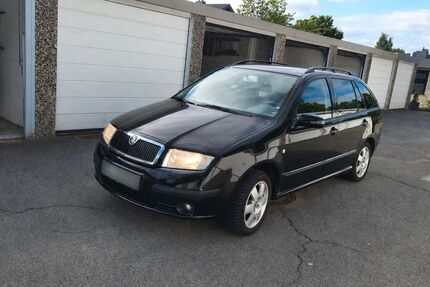 Skoda Fabia 185.000 km 2.390 &euro; Norderstedt 22844