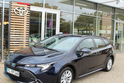Toyota Corolla 1.600 km 30.990 &euro; Wedel 22880