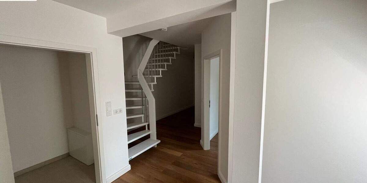 Gewerbeobjekt Hamburg Sasel - 2 Zimmer, 62 m&sup2;, 275.000&euro; | Angebot:24042443