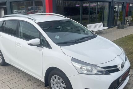Toyota Verso 114.000 km 10.999 &euro; Neu Wulmstorf 21629