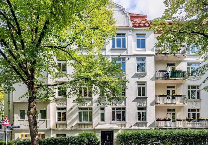 Jugendstil-Juwel trifft modernen Luxus in bester Lage von Winterhude!