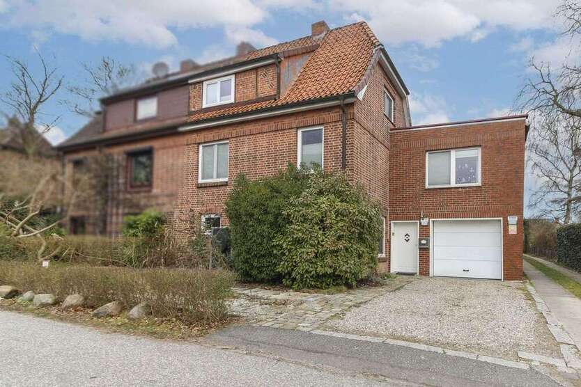 Haus zum Kaufen in Hamburg 598.000 € 182.05 m²